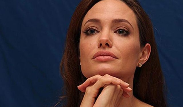 Angelina Jolie yine mi ilişki yıkıyor?