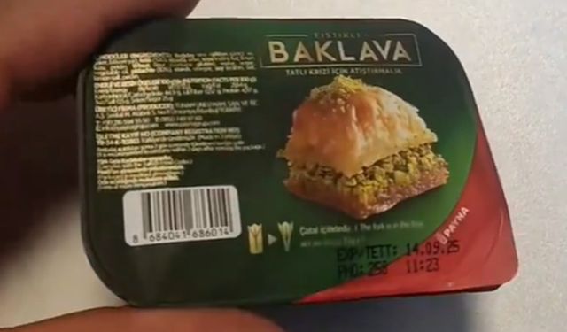 Tek dilim baklava aldı, fiyatı ise şoke etti