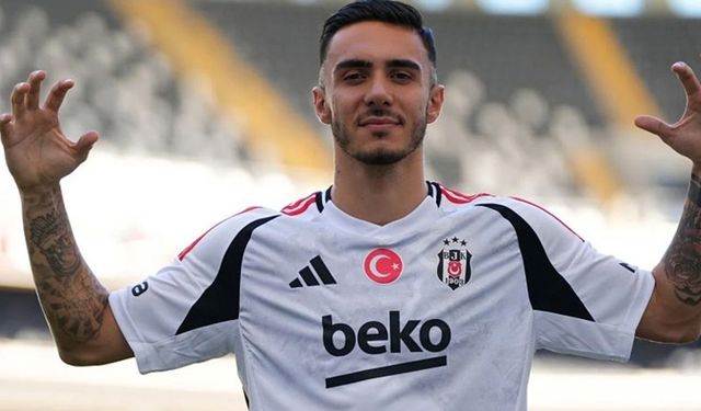 Emirhan Topçu ilk 11'e giriyor