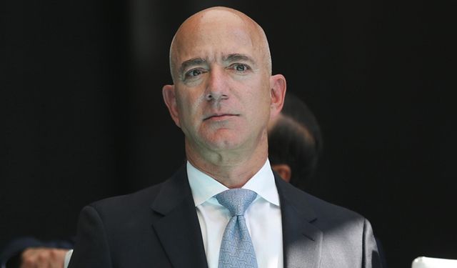 Washington Post'un sahibi Bezos, gazetenin "başkan adayı desteklememe" kararını savundu