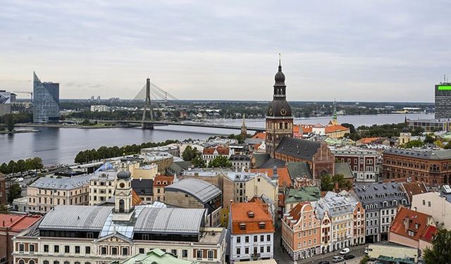 Daugava nehrinin hayat verdiği Baltık şehri Riga