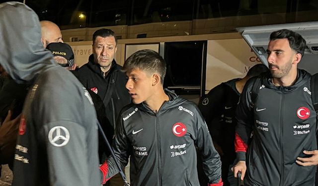 A Milli Futbol Takımı, İzlanda'da