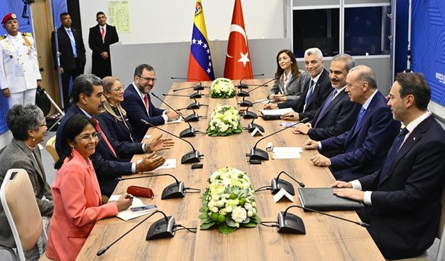 Cumhurbaşkanı Erdoğan, Venezuela Devlet Başkanı Maduro ile görüştü