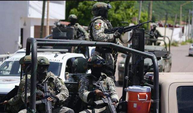 Ordu polisin silahlarına el koydu!