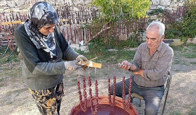 Tunceli’de köylüler yörenin geleneksel lezzeti "orcik"in yapımına başladı