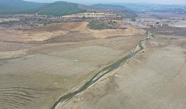 Balıkesir'in içme suyu ihtiyacını karşılayan baraj kuraklık ikazı veriyor