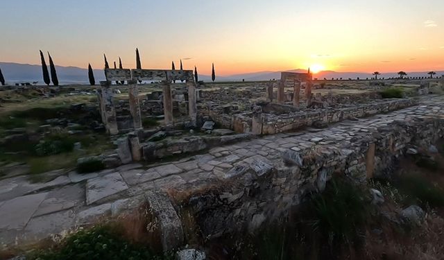 Denizli'deki Hierapolis Antik Kenti FPV dronla görüntülendi