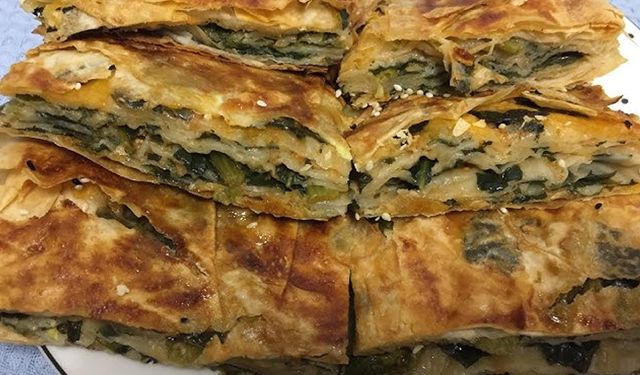 Unsuz, bol proteinli ıspanaklı börek tarifi: Sadece 3 kaşık mercimekle!