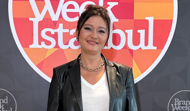 Nurgül Yeşilçay gençlere seslendi: 'Kusur istiyoruz kusur. Biraz burnumuz falan eğri olsun'