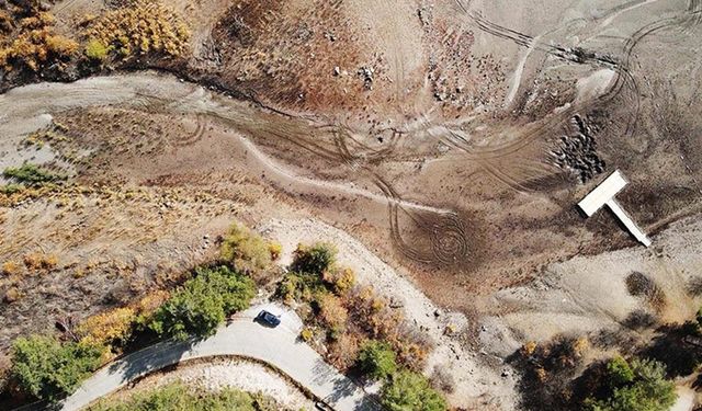 Ula Göleti'nin su seviyesi yağış azlığı nedeniyle düştü