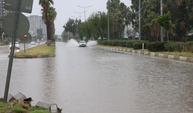 Hatay'da sağanak etkili oldu