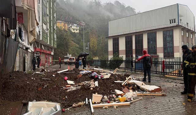 Rize toprak kayması sonucu 1 kişi öldü, 4 kişi yaralandı