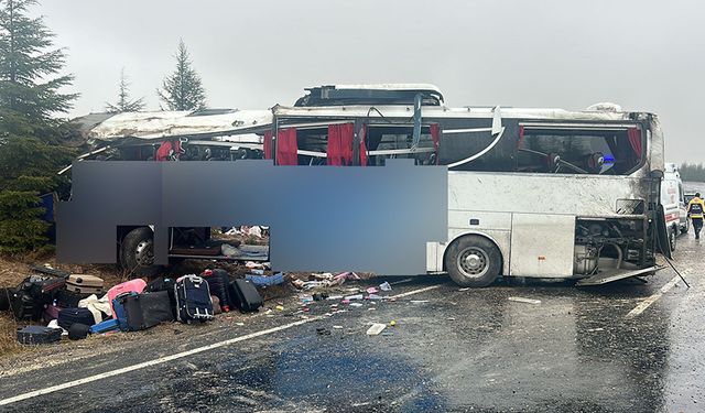 Eskişehir’de korkunç kaza: Yolcu otobüsü devrildi çok sayıda yaralı var