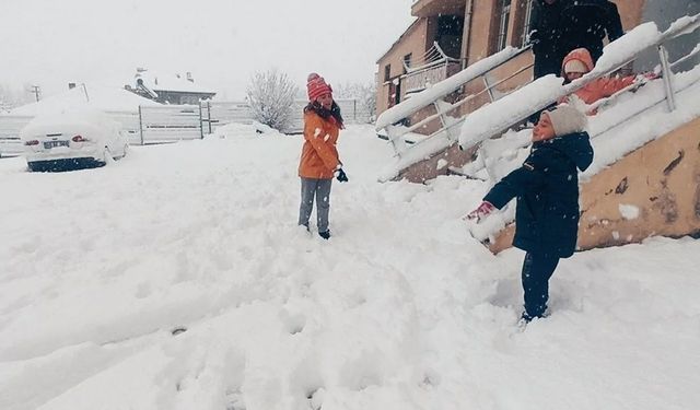 Yarın Ankara'da okullar tatil mi? Okulların tatil olduğu iller hangileri? Yarın Ankara'da okullar var mı?