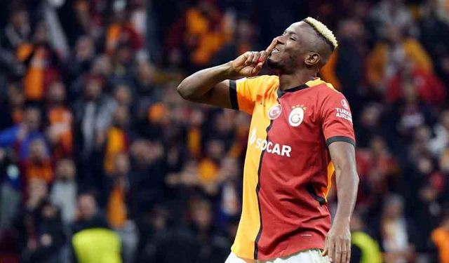 Victor Osimhen’den, Tottenham ağlarına 2 gol