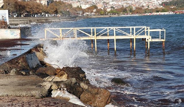 Tekirdağ'da deniz ulaşımına poyraz engeli