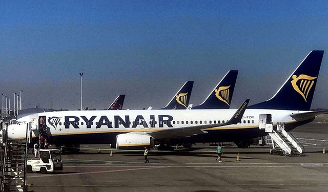 Ryanair, İtalya'da fazladan alınan "check-in" masraflarını geri ödeyecek