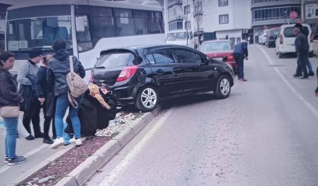 Keşan'da görünmez kaza: Kendi aracı, kendine çarptı