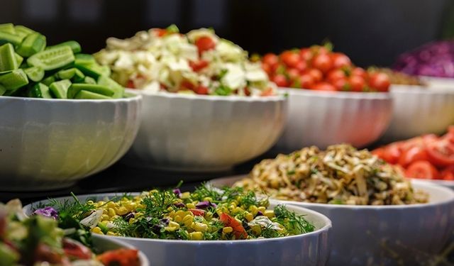 Gıda işletmelerine yönelik güncellenen kılavuzda "vejetaryen" ve "vegan" kavramları öne çıktı