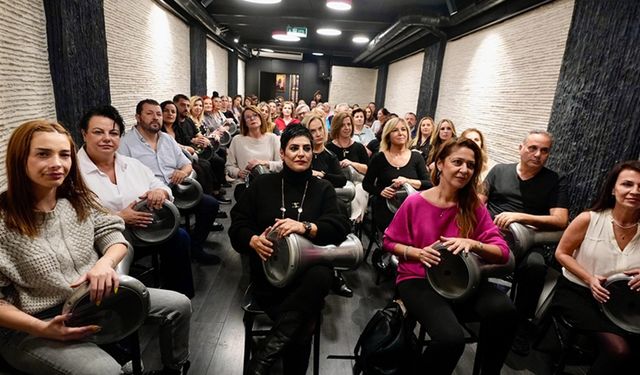 Yoğun iş hayatının stresini darbuka ritimleriyle atıyorlar