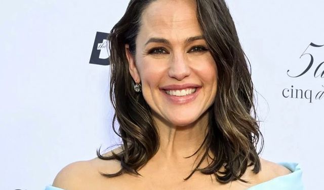 Jennifer Garner yine evleniyor: Yüzükle görüldü