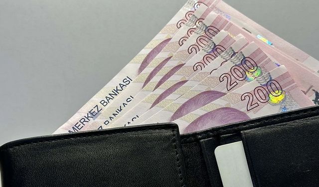 Bilmeyen memur maaşını kaçıracak: Bankaya bu parayı koyana dev faiz