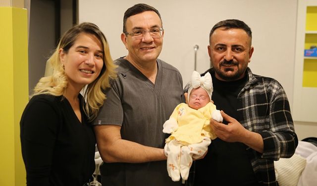 Antalya'da 570 gram doğan "Asena Hatice" bebek, 94 gün sonra evine kavuştu