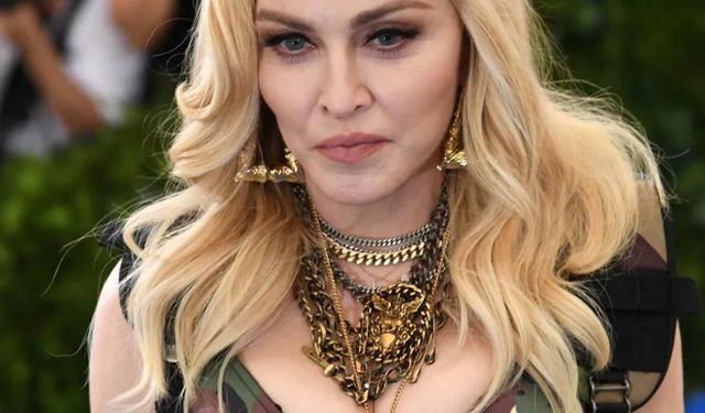 Madonna'ya iltifat: Yaşına göre çok güzelsin!