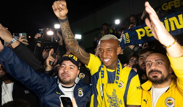 Fenerbahçe'nin yeni transferi Talisca İstanbul'da: İlk üçlüsünü çektirdi!