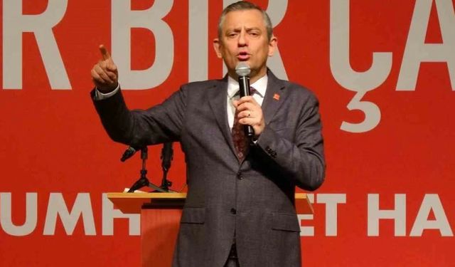 ''CHP'yi 47 yıl sorna Türkiye'nin birinci partisi yaptık''