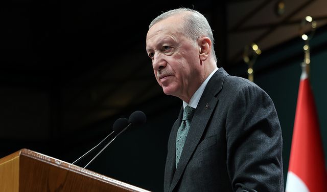 Cumhurbaşkanı Erdoğan'ın telefon trafiği sürüyor: Trump'la görüştü