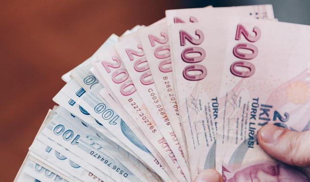 Emekliye maaşından daha fazla ödeme yapılacak: Resmen açıklandı