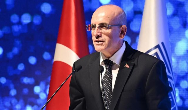 Bakan Şimşek'ten tatil uyarısı: 'Uzun bayram tatilleri cari dengeyi zorluyor'