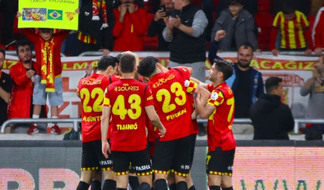 Göztepe, Başakşehir'e patladı!