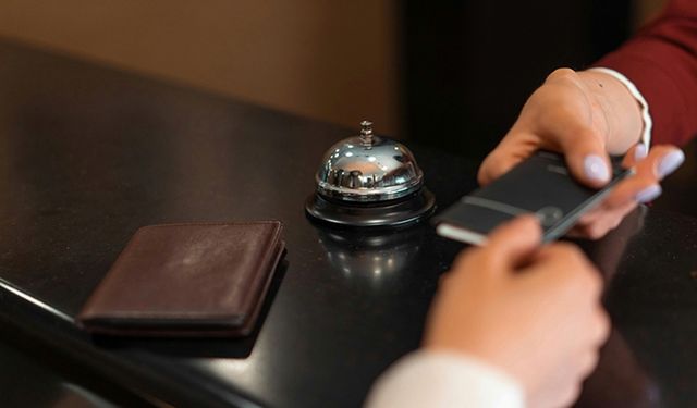 Japonya'da bir otel, İsrailli turistlerden savaş suçu işlemediklerine dair taahhüt istedi