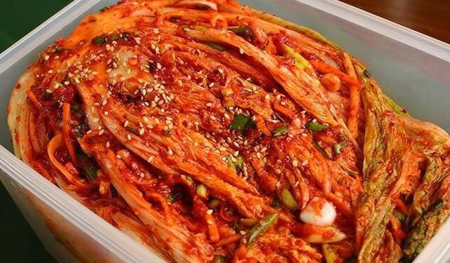 Kimchi yemeyi deneyin