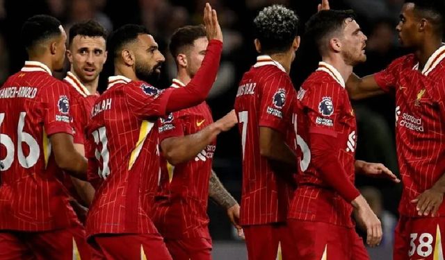 Liverpool 20.şampiyonluk için sahaya çıkıyor