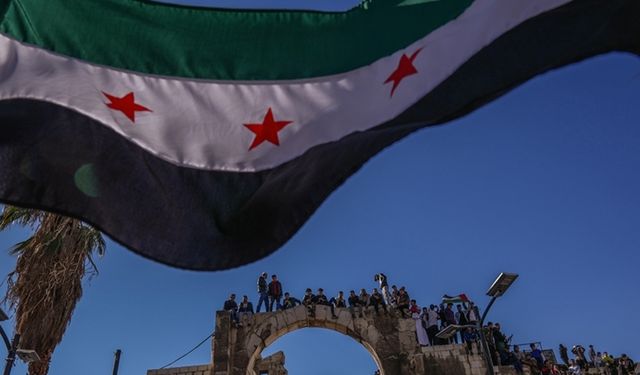 Şam yönetimi, SDG adını kullanan PKK/YPG'nin "federasyon" talebine tepki gösterdi