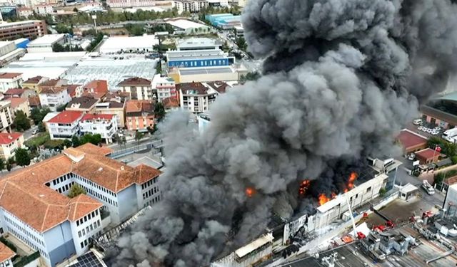 SON DAKİKA| Sancaktepe'de fabrika yangını