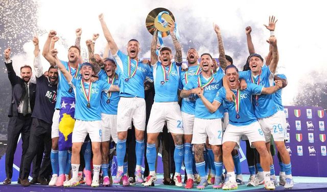 Şampiyonluk kutlaması faciaya döndü: Napoli’de 39 yaralı, 10 hırsızlık vakası
