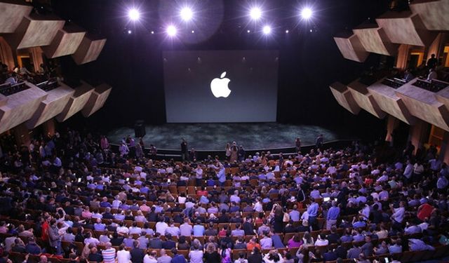 Apple'dan devrim niteliğinde karar: Katlanabilir model geliyor!