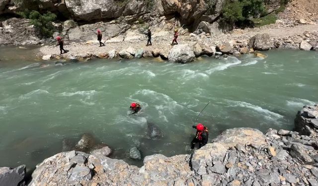 Hakkari 16 yaşındaki İbrahim'i arıyor!