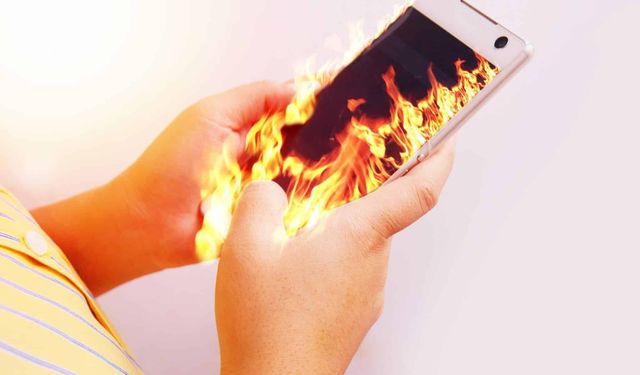 Havalar ısındı, ustası uyardı: Telefonunuzu uzun süre şarjda bırakmayın!