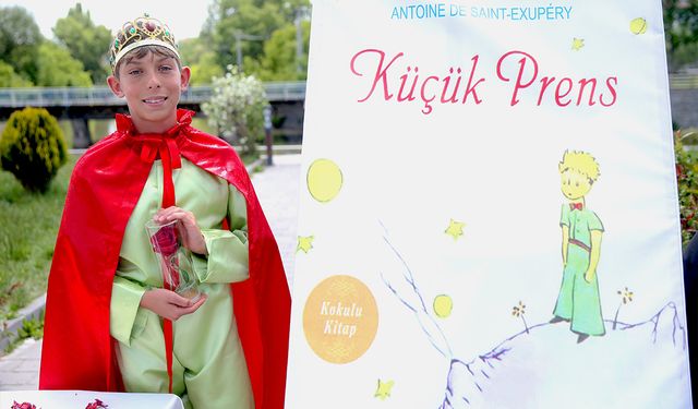 Kars'ta öğrenciler roman karakterlerini canlandırdı