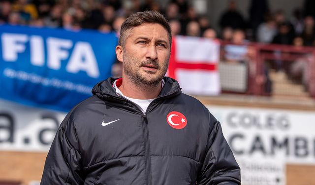 Sabri Sarıoğlu milli takımdaki görevinden ayrıldı