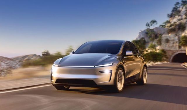 Tesla Türkiye'de envanter bilmecesi: Yazılımcılar sipariş sistemini ele mi geçirdi?