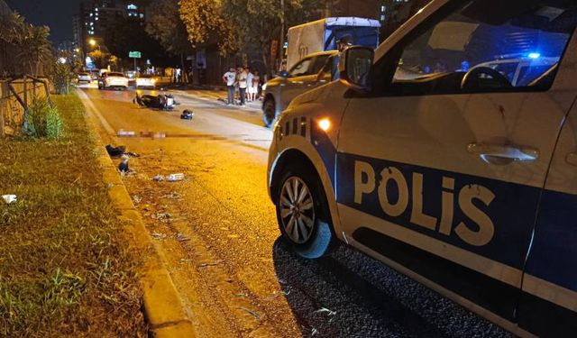 Motosiklet ile otomobil çarpıştı: 1 ölü, 1 yaralı