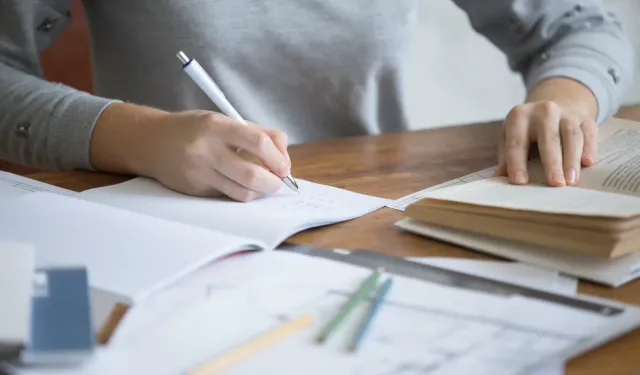 2025 Eşit ağırlık taban puanları: 4 yıllık eşit ağırlık bölümleri, eşit ağırlık kontenjanları ve başarı sıralamaları!