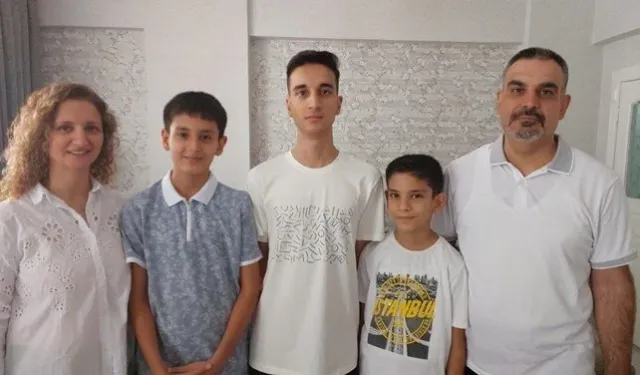 YKS birincisi Ahmet Eren Özyurtseven'in tercih ettiği okul belli oldu! İşte yerleştiği okul