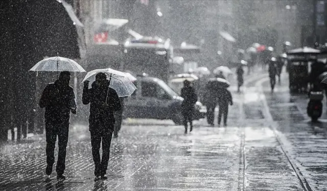 4 Mayıs'ta hava durumu nasıl olacak? Marmara için fırtına uyarısı! İstanbul ve 44 il için sarı kodlu alarm verildi